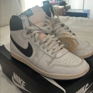 Nike A Ma Maniere Air Ship Preowned size 9.0